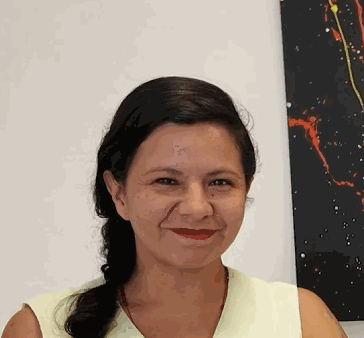 Alejandra, asesora Crediexpres